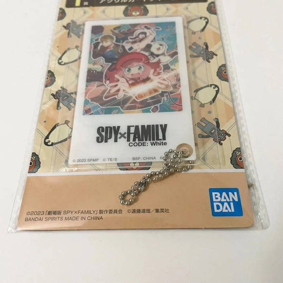 Spy x Family Ichiban Kuji Code White Acrylic Keychain Card Charm Anya Damian - Picture 3 of 13